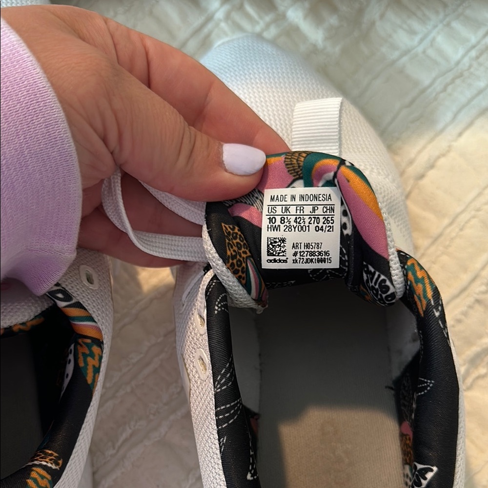 Adidas Women’s White Athletic Shoes - Picture 7 of 8